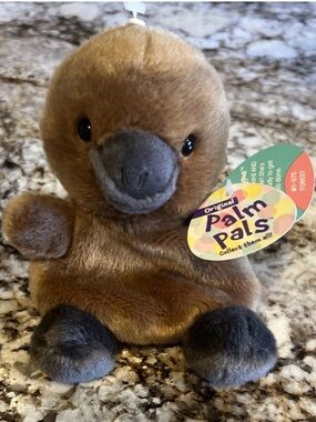 NWT Palm Pals - Aurora - 4.5" Patty Platypus Adorable Collectible Stuffed Animal
